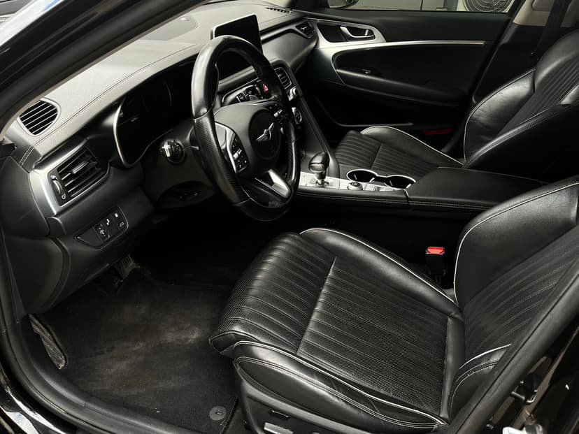 genesis-g70-2018-287-24