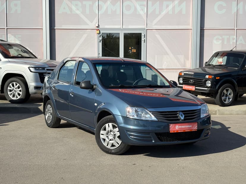 renault-logan-2011-173-2