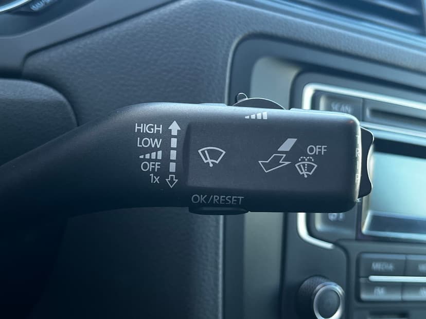 volkswagen-jetta-2015-390-11