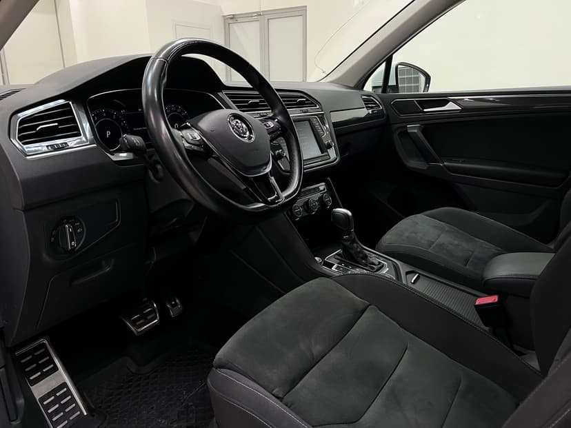 volkswagen-tiguan-2017-342-14