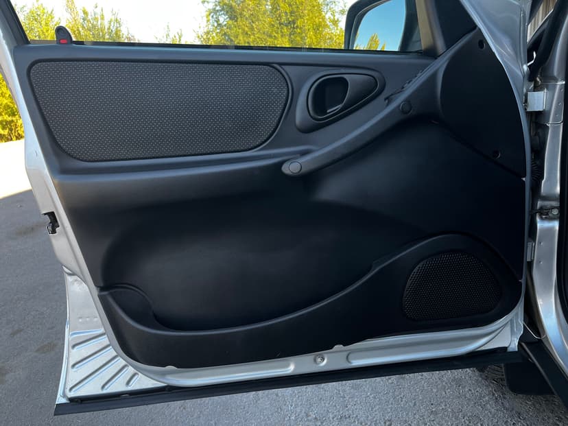 chevrolet-niva-2019-407-16