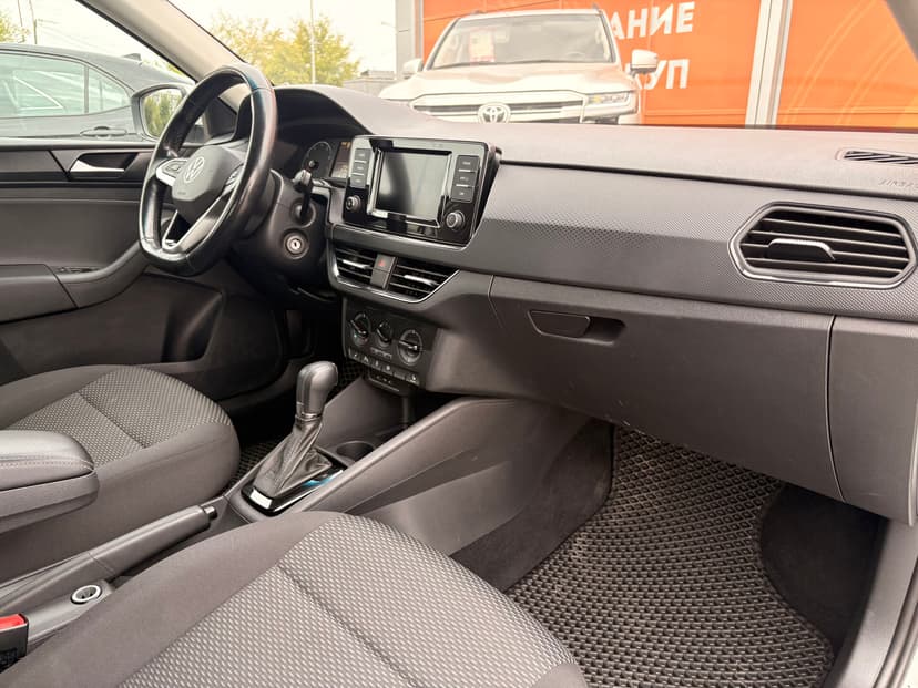 volkswagen-polo-2020-388-21