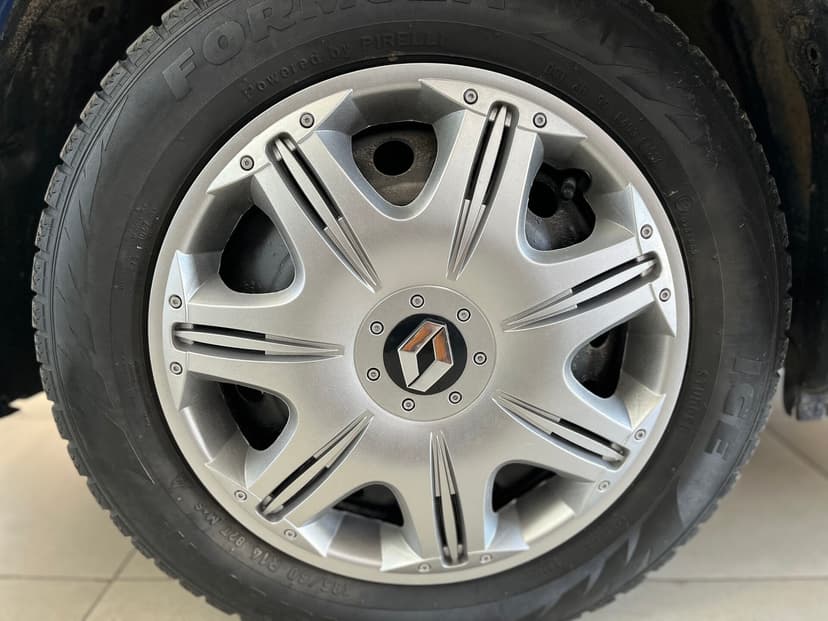 renault-symbol-2008-401-9