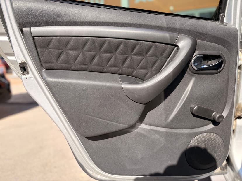 renault-duster-2017-359-30