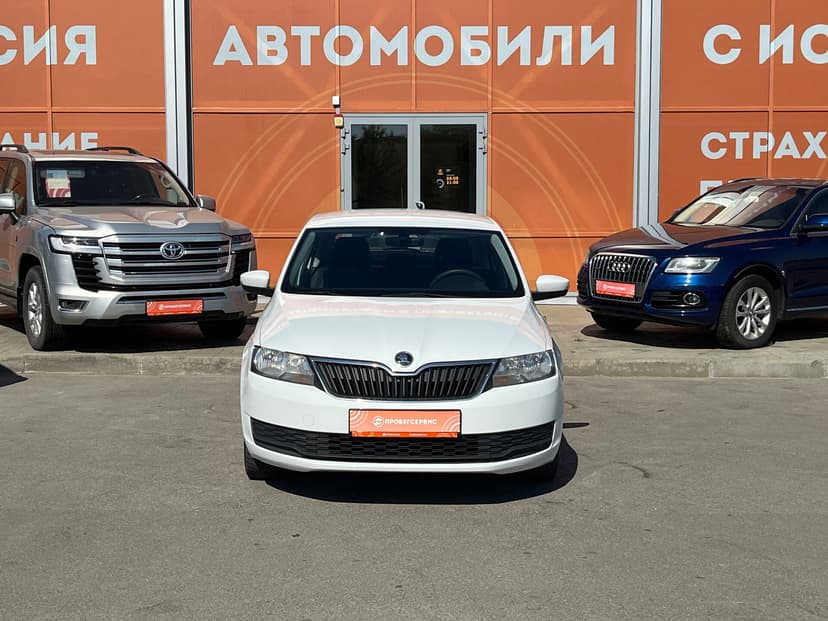 skoda-rapid-2019-232-6