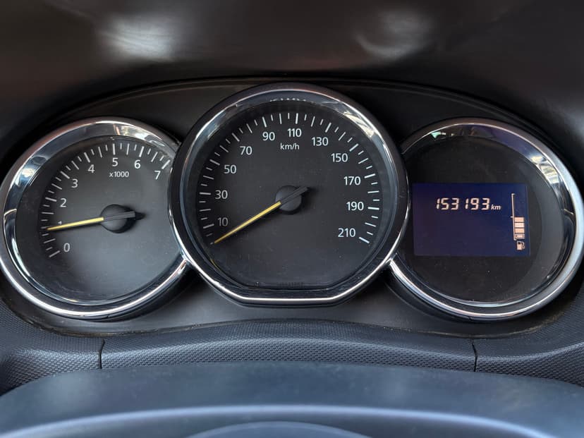 renault-duster-2017-359-14