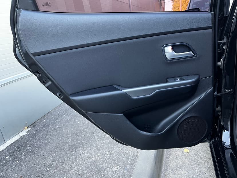 kia-rio-2017-97-21