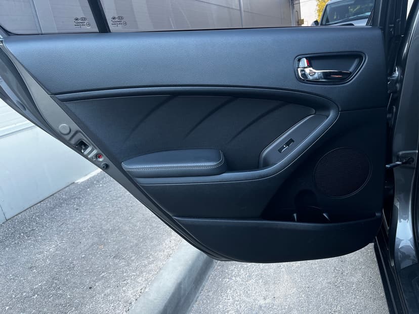 kia-cerato-2017-95-20