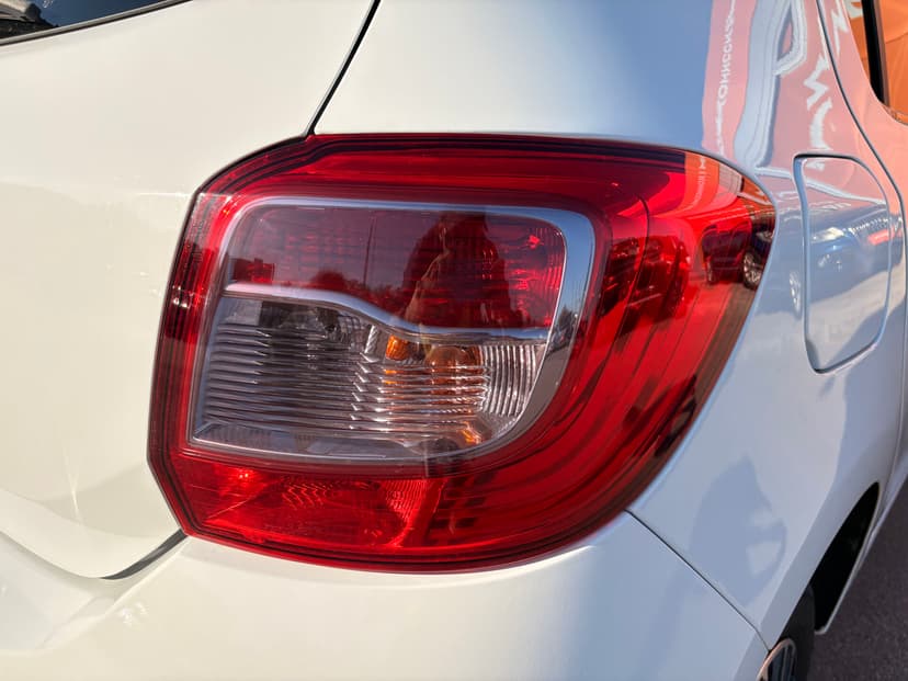 renault-sandero-2016-357-9