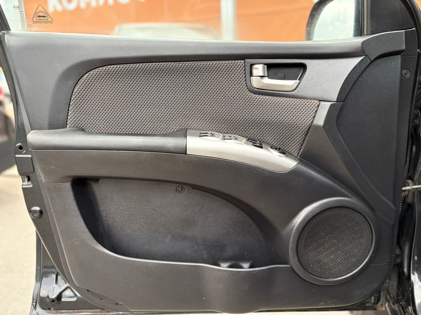 kia-sportage-2008-116-21