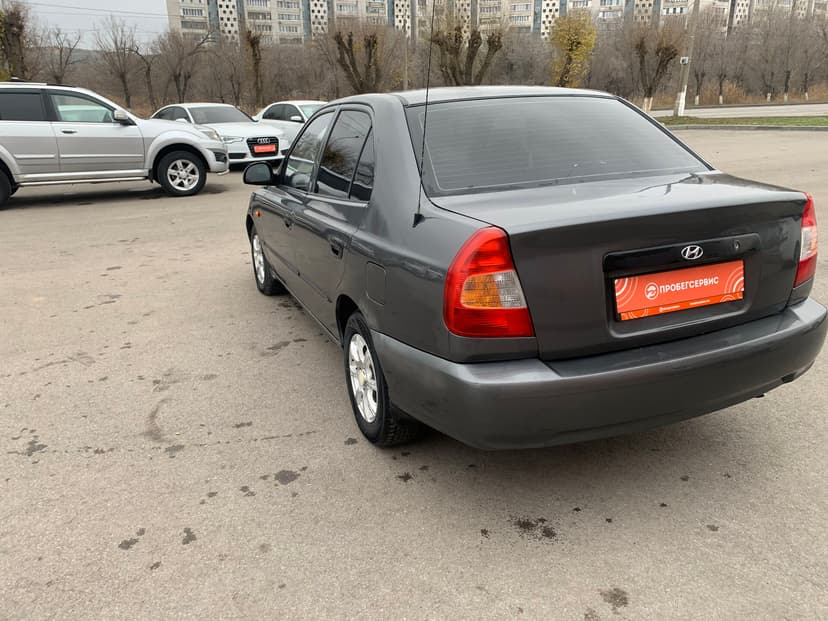 hyundai-accent-2005-686-3
