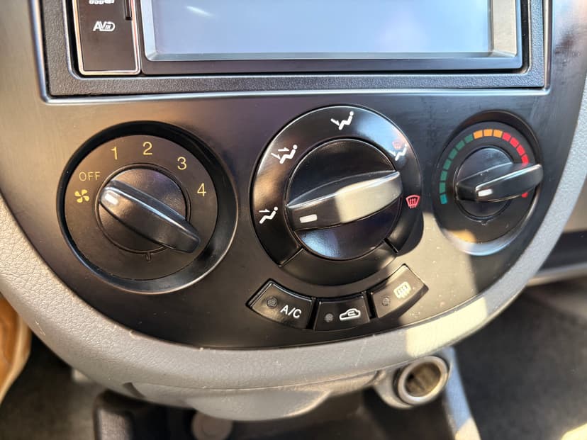 daewoo-gentra-2013-354-15