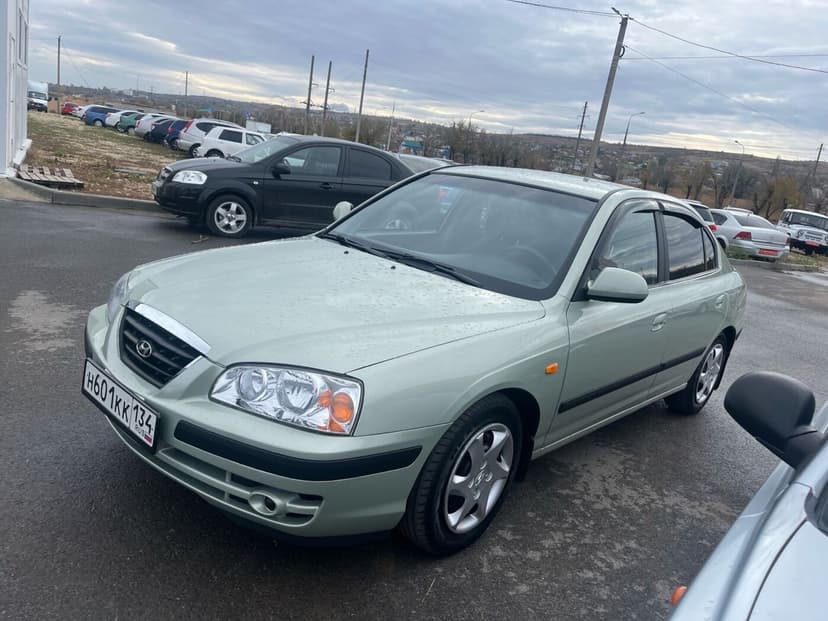 hyundai-elantra-2004-607-0