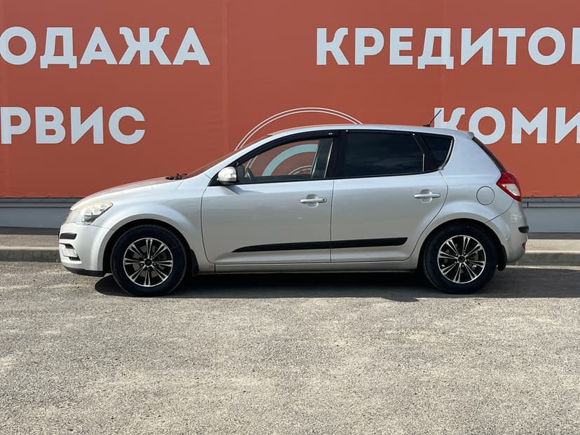 kia-ceed-2010-52-7