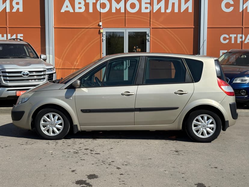 renault-scenic-2006-184-7