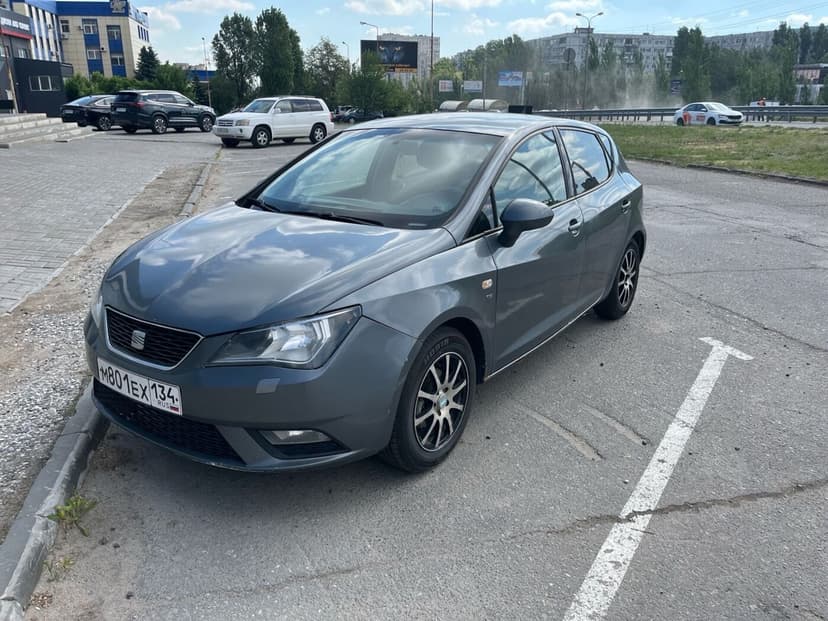 seat-ibiza-2012-367-0