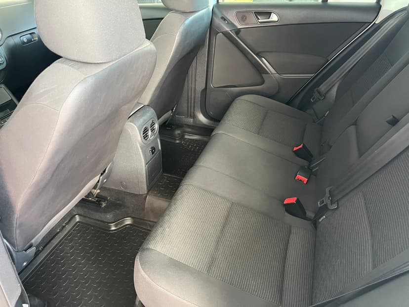 volkswagen-tiguan-2012-409-19
