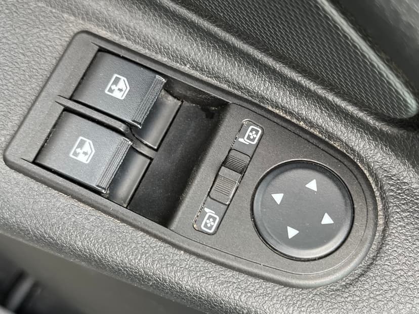 ваз (lada)-granta-2023-218-18