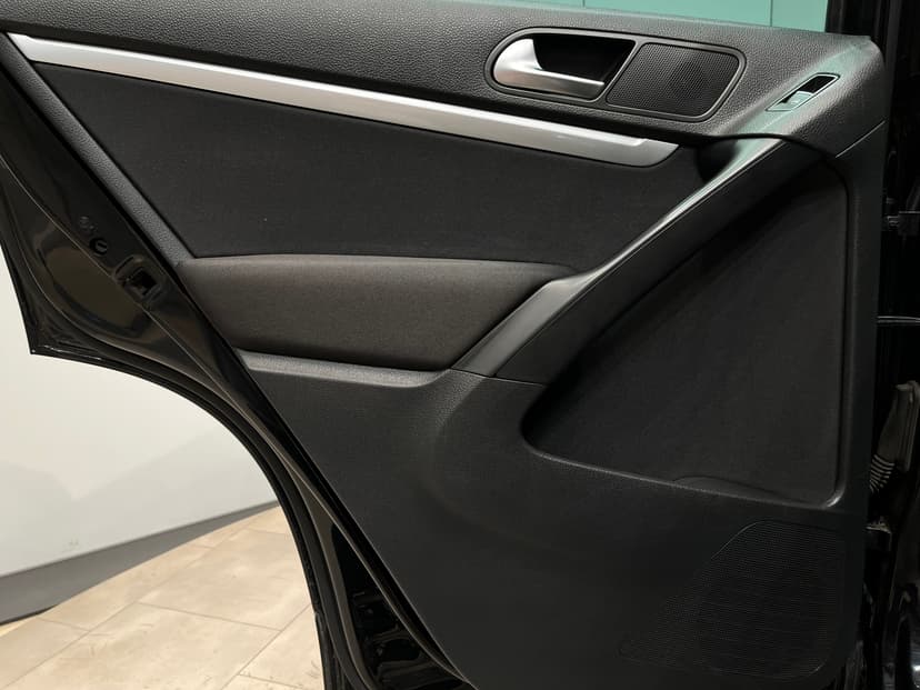 volkswagen-tiguan-2014-1090-13