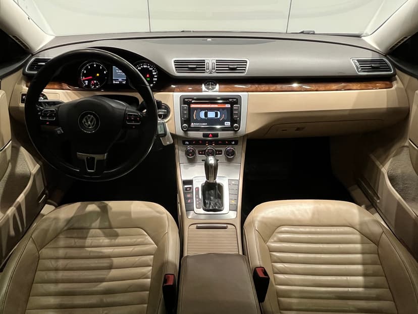 volkswagen-passat-2012-1214-22