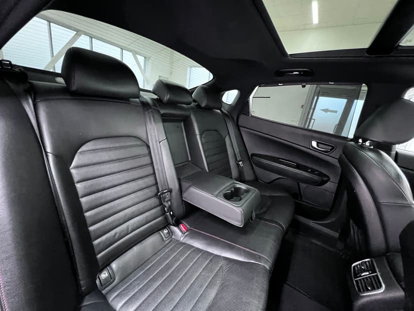 kia-optima-2017-2-41