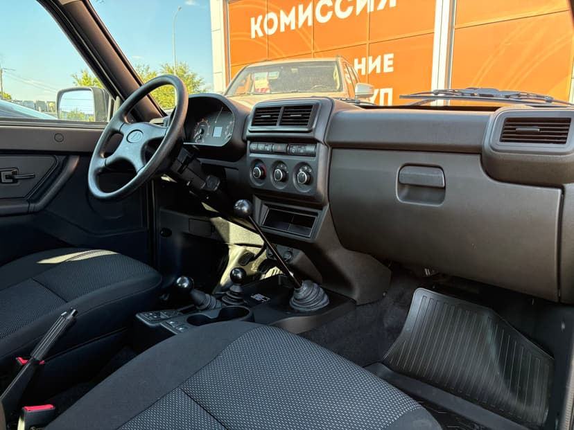 ваз (lada)-niva legend-2023-320-12