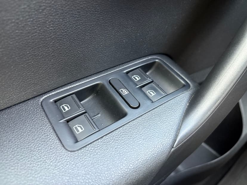 volkswagen-polo-2018-265-22