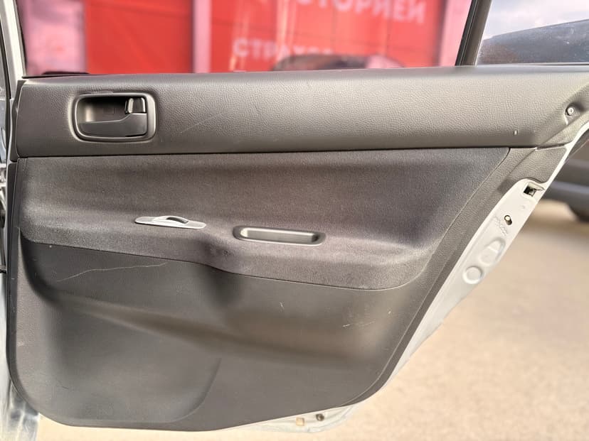 mitsubishi-lancer-2009-373-27