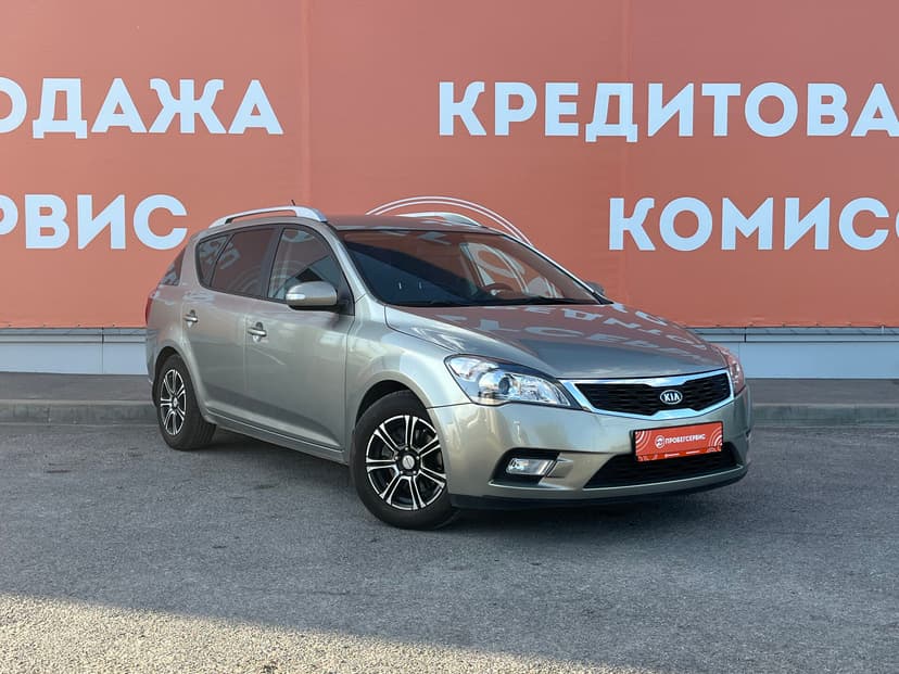 kia-ceed-2012-74-2