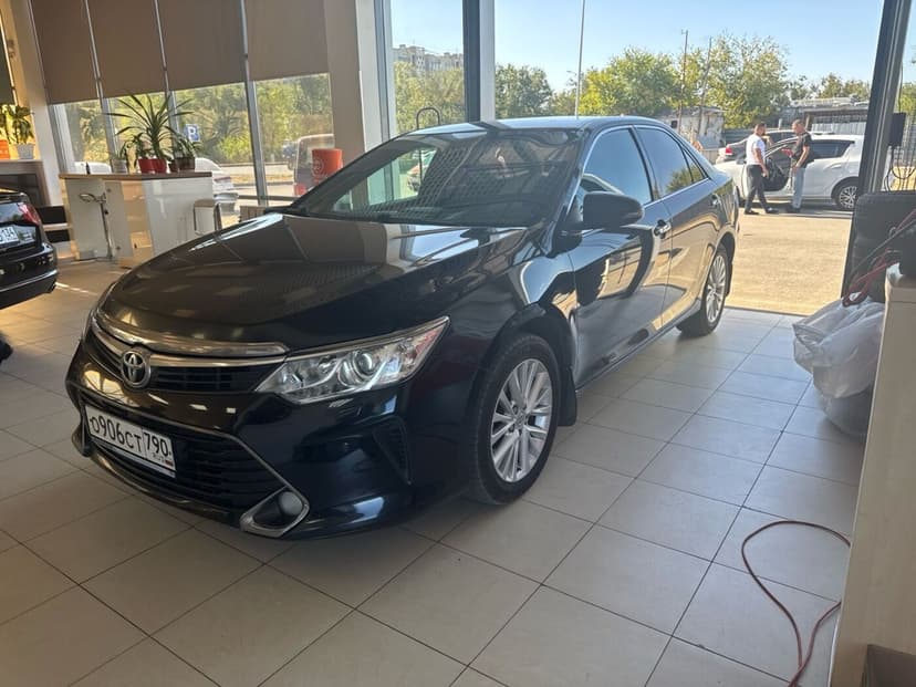 toyota-camry-2015-361-0