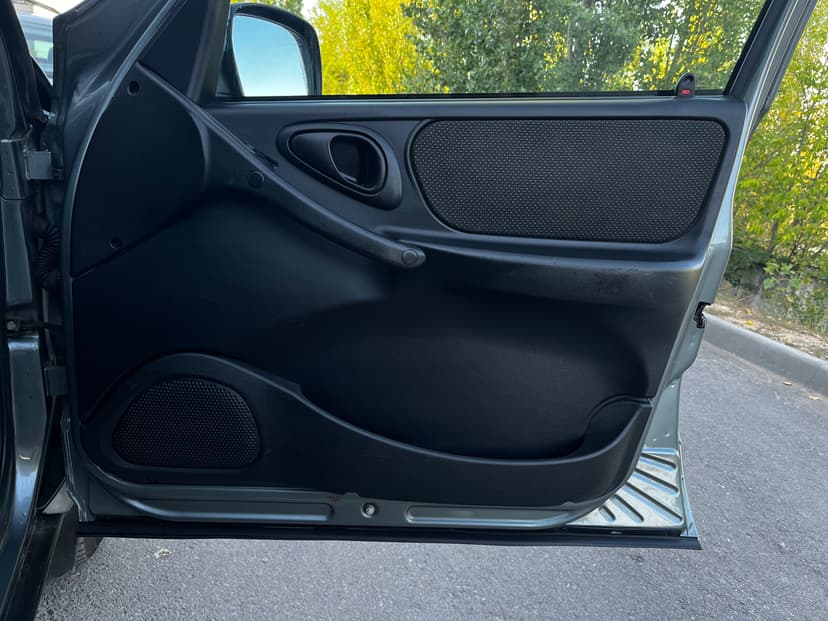 chevrolet-niva-2017-98-22