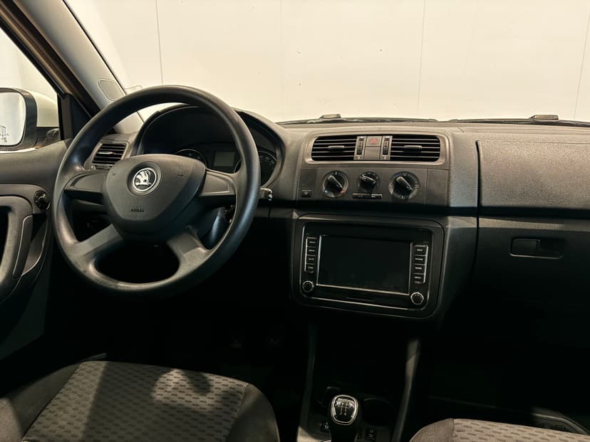 skoda-fabia-2013-620-10