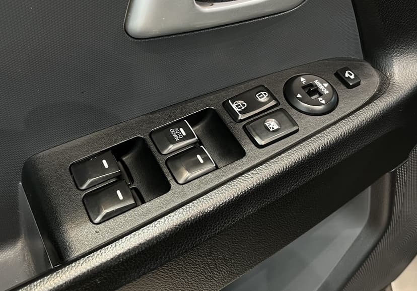 kia-sportage-2013-672-14