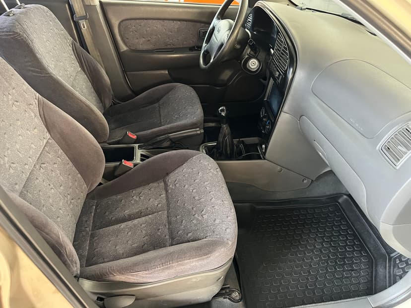 kia-spectra-2007-228-17