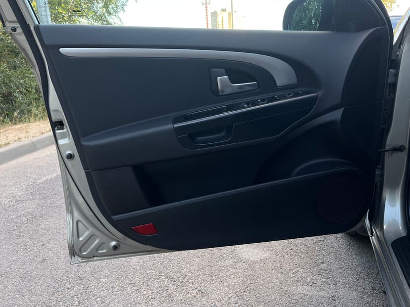 kia-ceed-2012-74-17