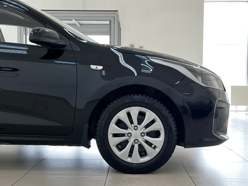 kia-rio-2019-1231-11