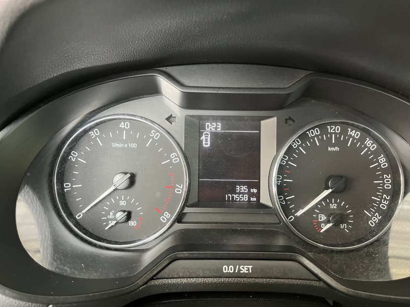 skoda-octavia-2015-375-13