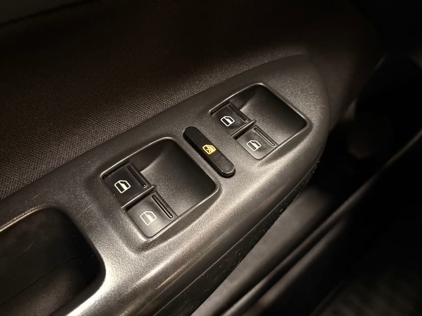 skoda-octavia-2011-519-20