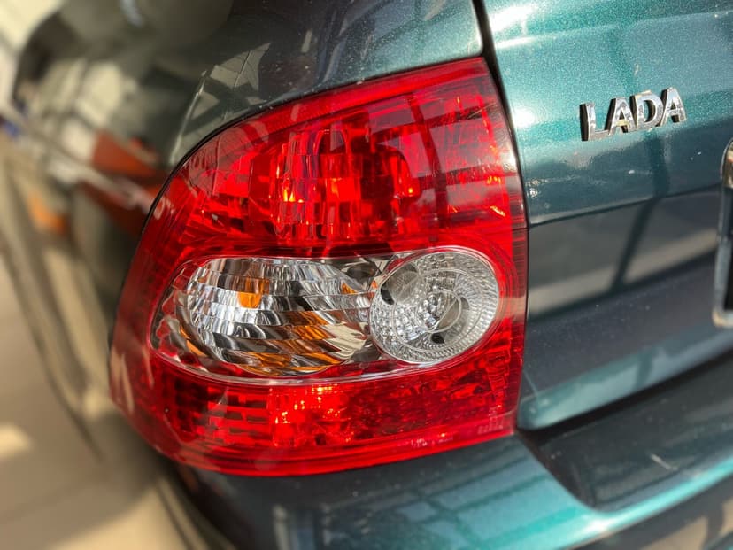 ваз (lada)-priora-2007-161-8