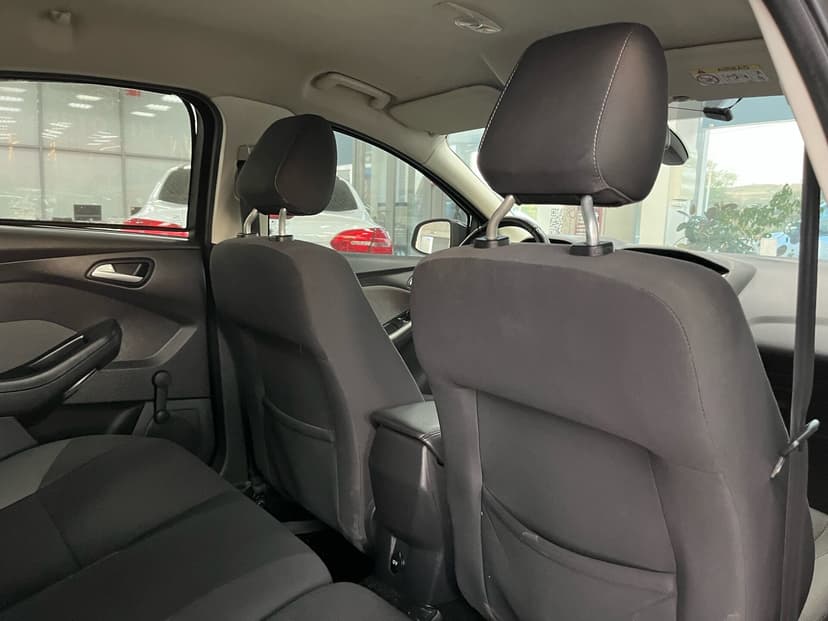 ford-focus-2015-164-29