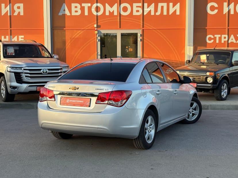 chevrolet-cruze-2012-182-4