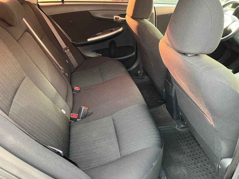 toyota-corolla-2010-338-22