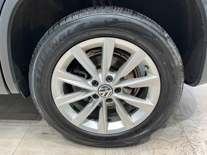 volkswagen-tiguan-2014-1090-4