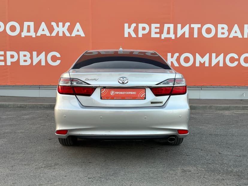 toyota-camry-2017-56-5