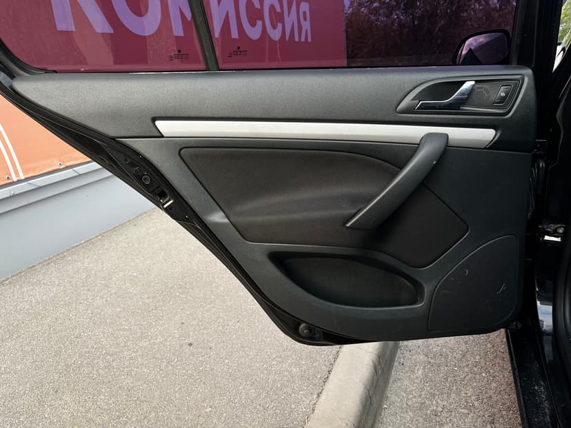 skoda-octavia-2012-549-21