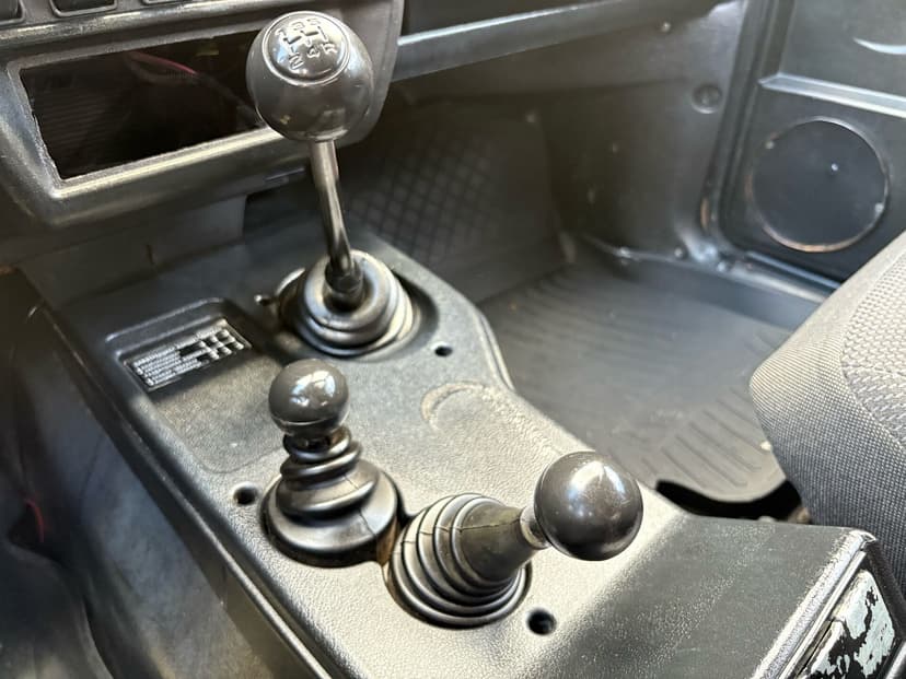 ваз (lada)-4x4 (нива)-2012-22-13