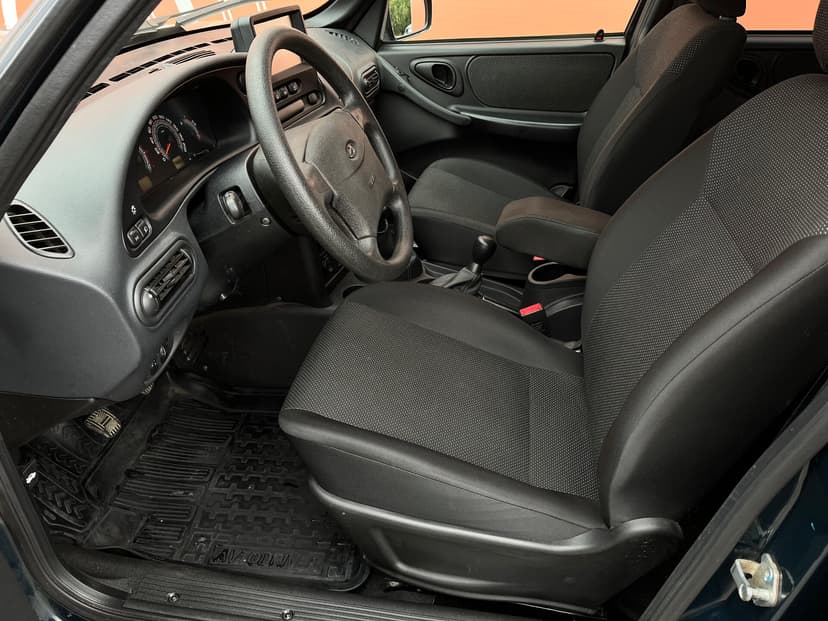 ваз (lada)-niva travel-2023-91-18
