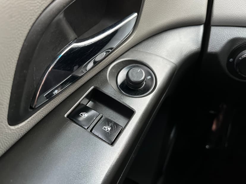 chevrolet-cruze-2013-745-17