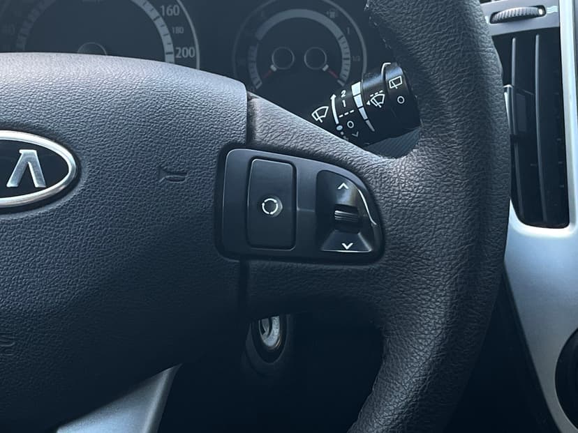 kia-ceed-2012-74-13