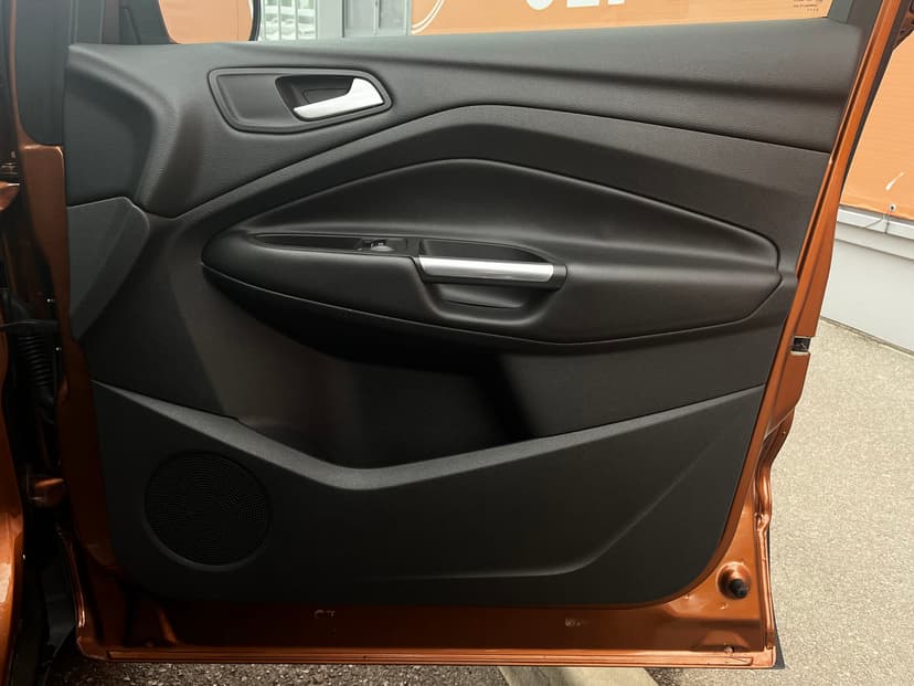 ford-kuga-2016-477-29